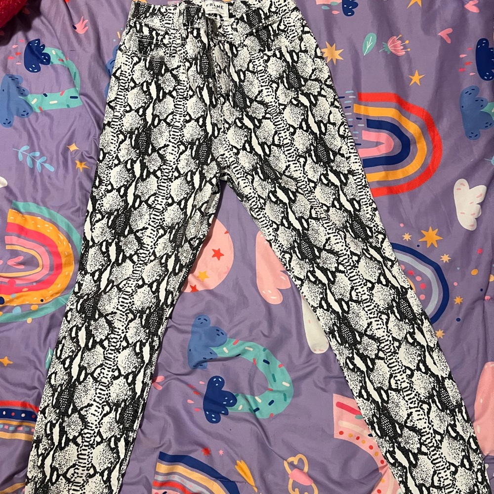 Animal print FRAME denim, size 26, EUC - Picture 8 of 8